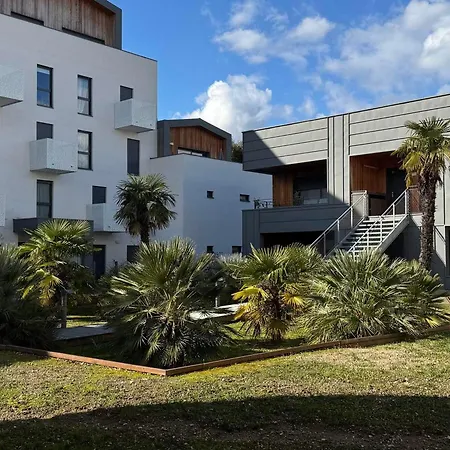 Spacieux T2 Avec Terrasses Et Garage, Animaux Bienvenus - Fr-1-555-111 Aix-les-Bains