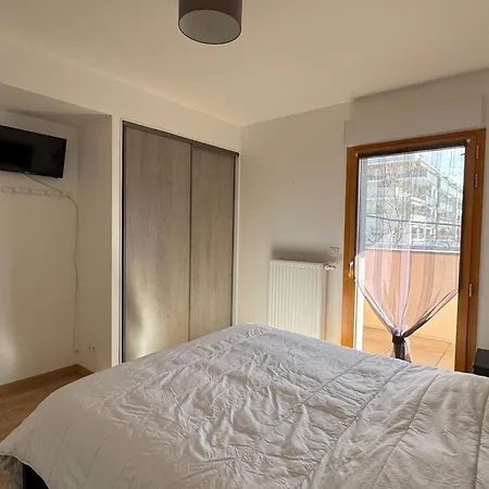 Spacieux T2 Avec Terrasses Et Garage, Animaux Bienvenus - Fr-1-555-111 *